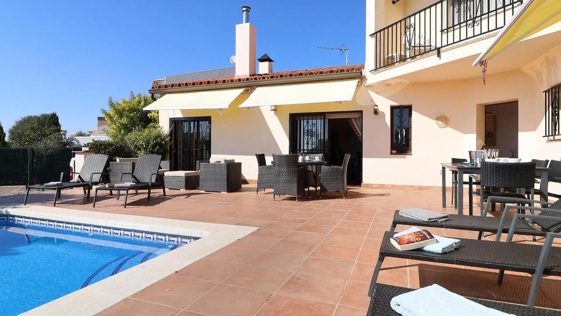 Villa Alquiler Casa Maria, Pau, Costa Brava - Es-366-10 Pau