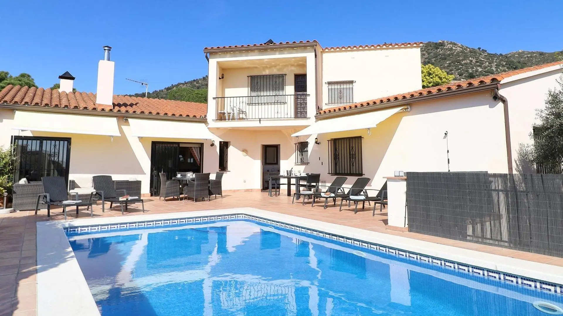 Villa Alquiler Casa Maria, Pau, Costa Brava - Es-366-10